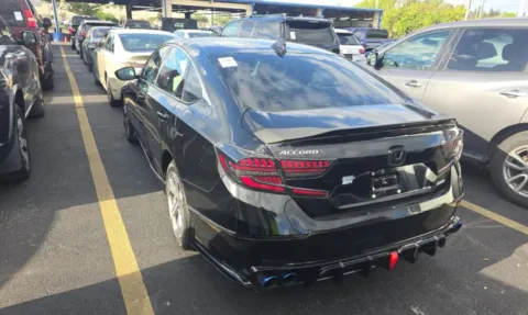 More photos of 2018 Honda Accord EX-L Sedan 4D at Auto Fanatics, VA