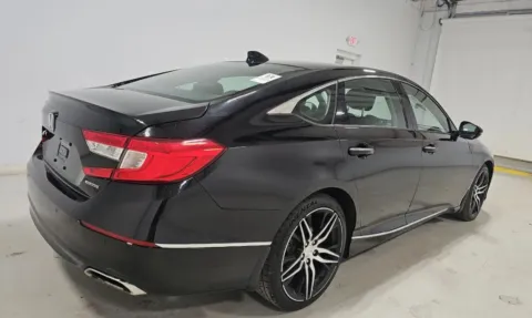 More photos of 2021 Honda Accord Touring Sedan 4D at Auto Fanatics, VA