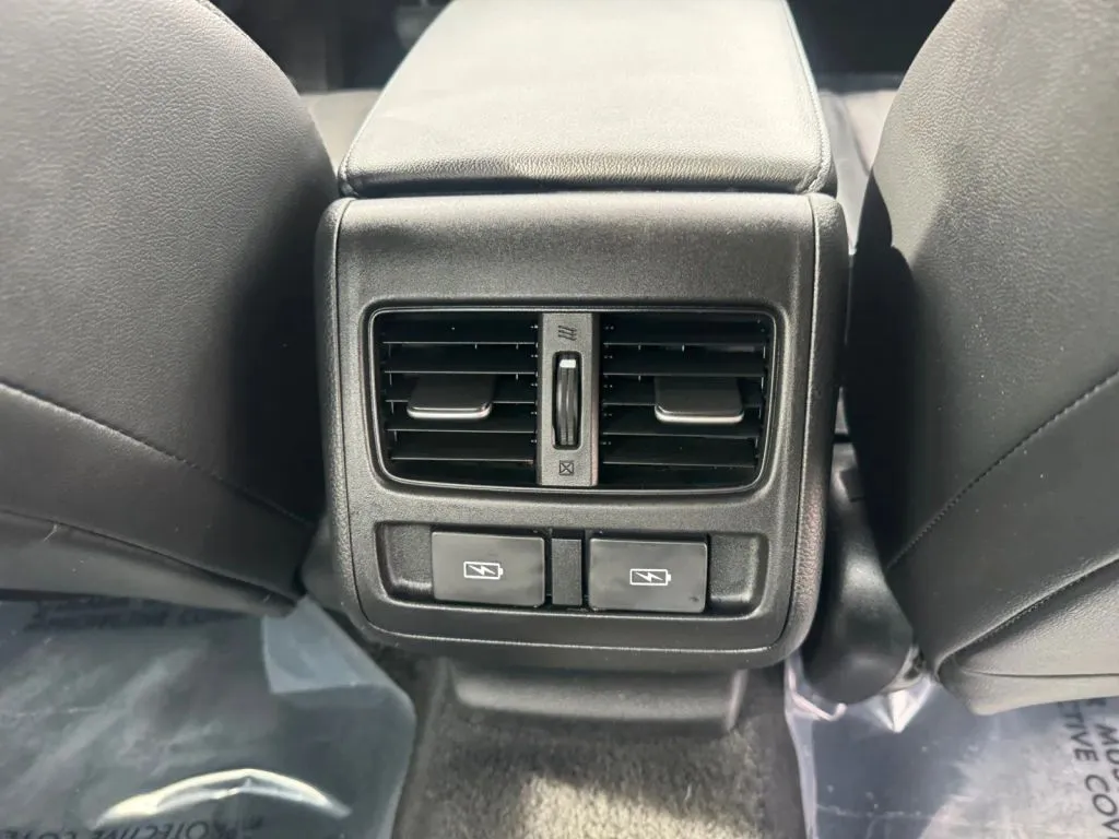 2021 Honda Accord Touring - Photo 38