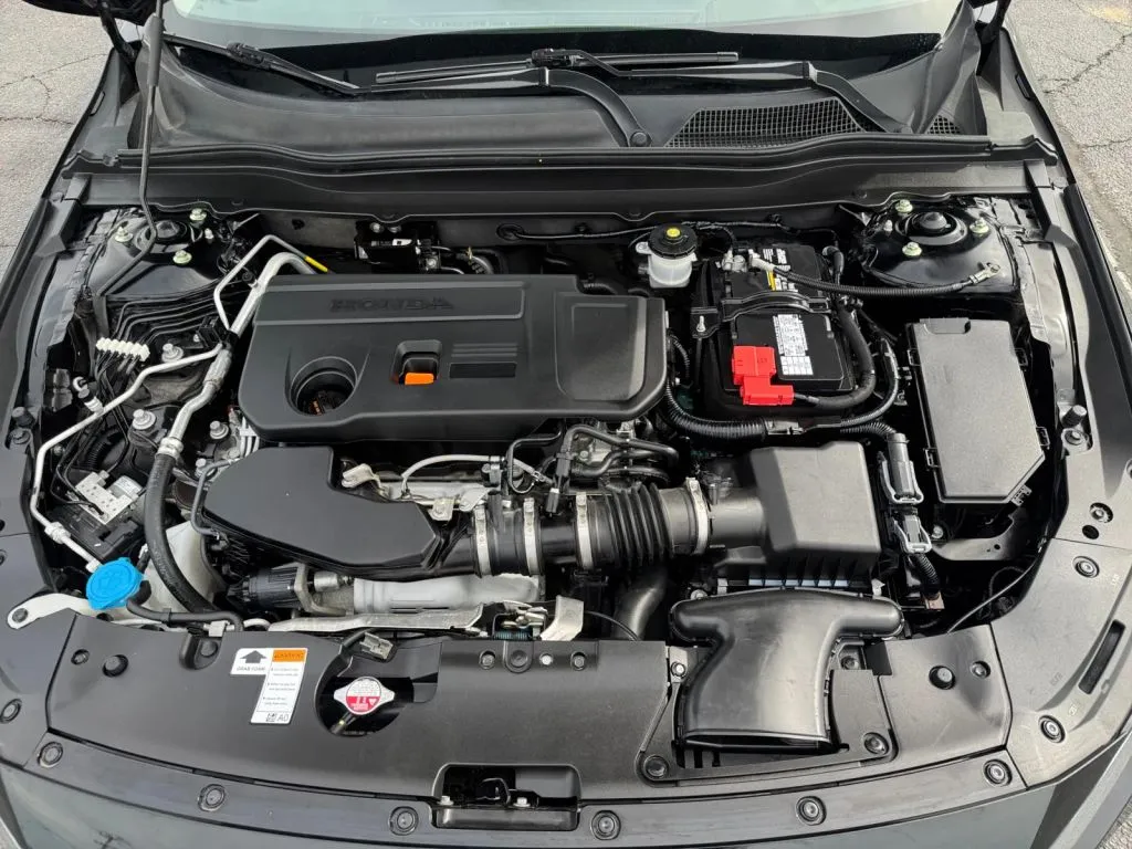 2021 Honda Accord Touring - Photo 31