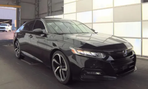 Photos of 2020 Honda Accord Sport Sedan 4D for sale in Fredericksburg, VA at Auto Fanatics