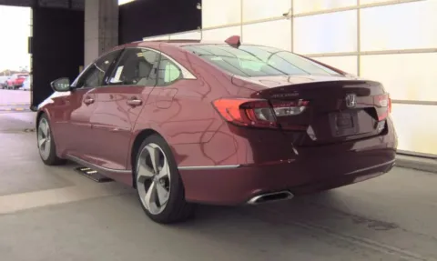 More photos of 2018 Honda Accord Touring Sedan 4D at Auto Fanatics, VA