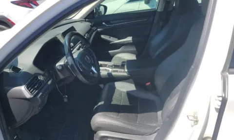 More photos of 2019 Honda Accord Touring Sedan 4D at Auto Fanatics, VA