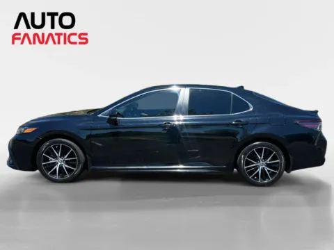 Photos of 2023 Toyota Camry SE Sedan 4D for sale in Fredericksburg, VA at Auto Fanatics