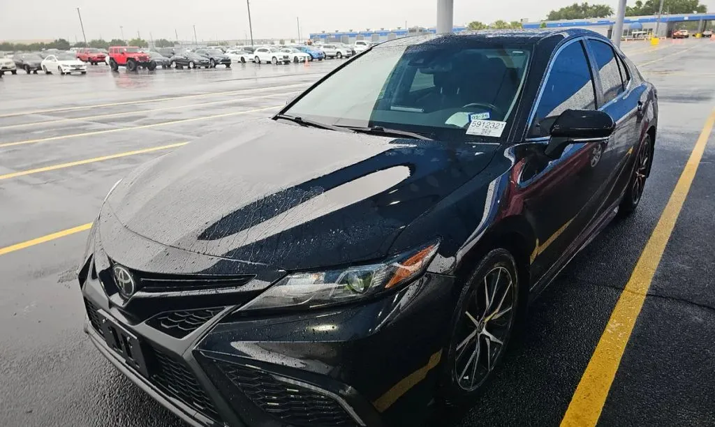Black 2023 Toyota Camry SE Sedan 4D for sale in Fredericksburg, VA
