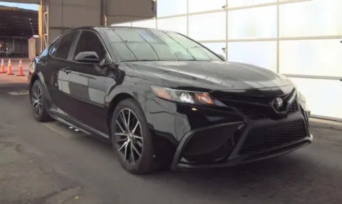 More photos of 2021 Toyota Camry SE Sedan 4D at Auto Fanatics, VA