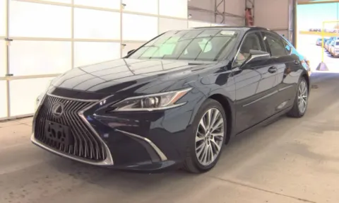 Another view of 2020 Lexus ES 350 Sedan 4D for sale in Fredericksburg, VA at Auto Fanatics