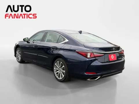 Another view of 2020 Lexus ES 350 Sedan 4D for sale in Fredericksburg, VA at Auto Fanatics