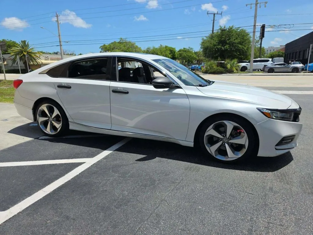 White 2019 Honda Accord Touring Sedan 4D for sale in Fredericksburg, VA