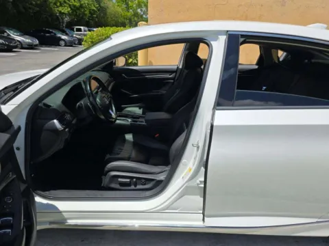 More photos of 2019 Honda Accord Touring Sedan 4D at Auto Fanatics, VA