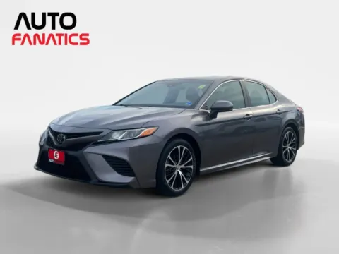 Gray 2019 Toyota Camry SE Sedan 4D for sale in Fredericksburg, VA