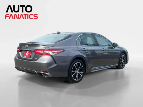 More photos of 2019 Toyota Camry SE Sedan 4D at Auto Fanatics, VA