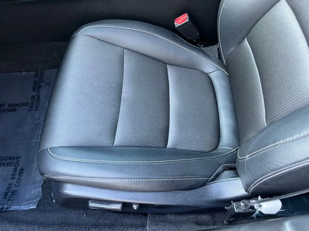 Honda Accord photo 23