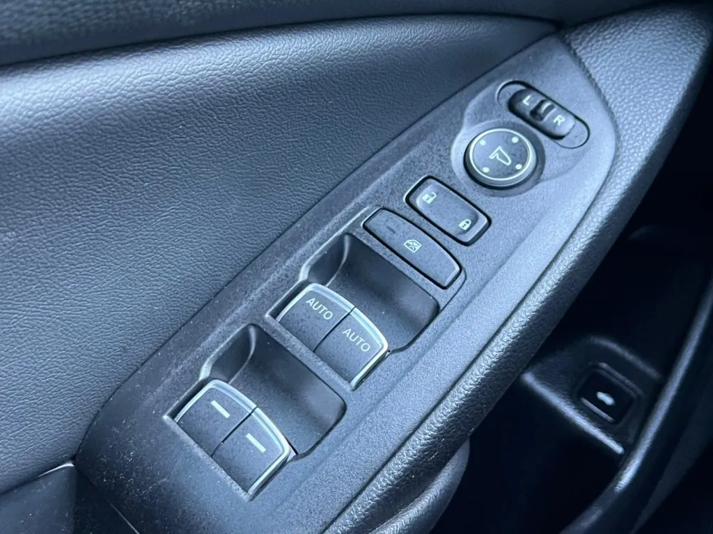 Honda Accord photo 42