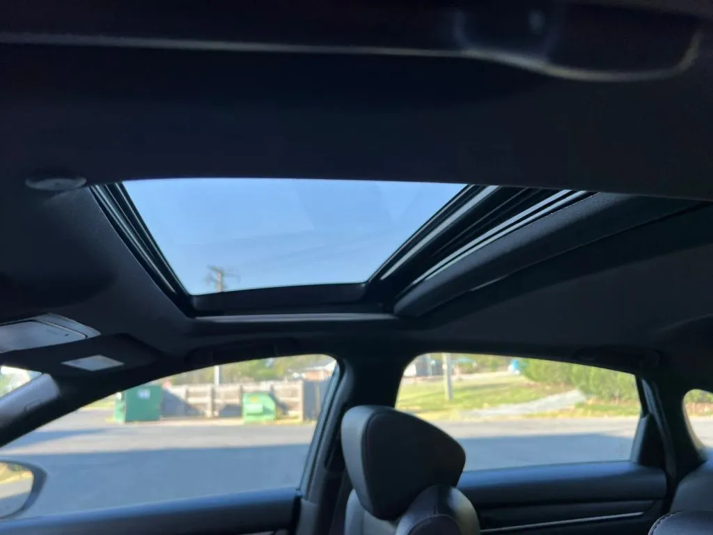 Honda Accord photo 27