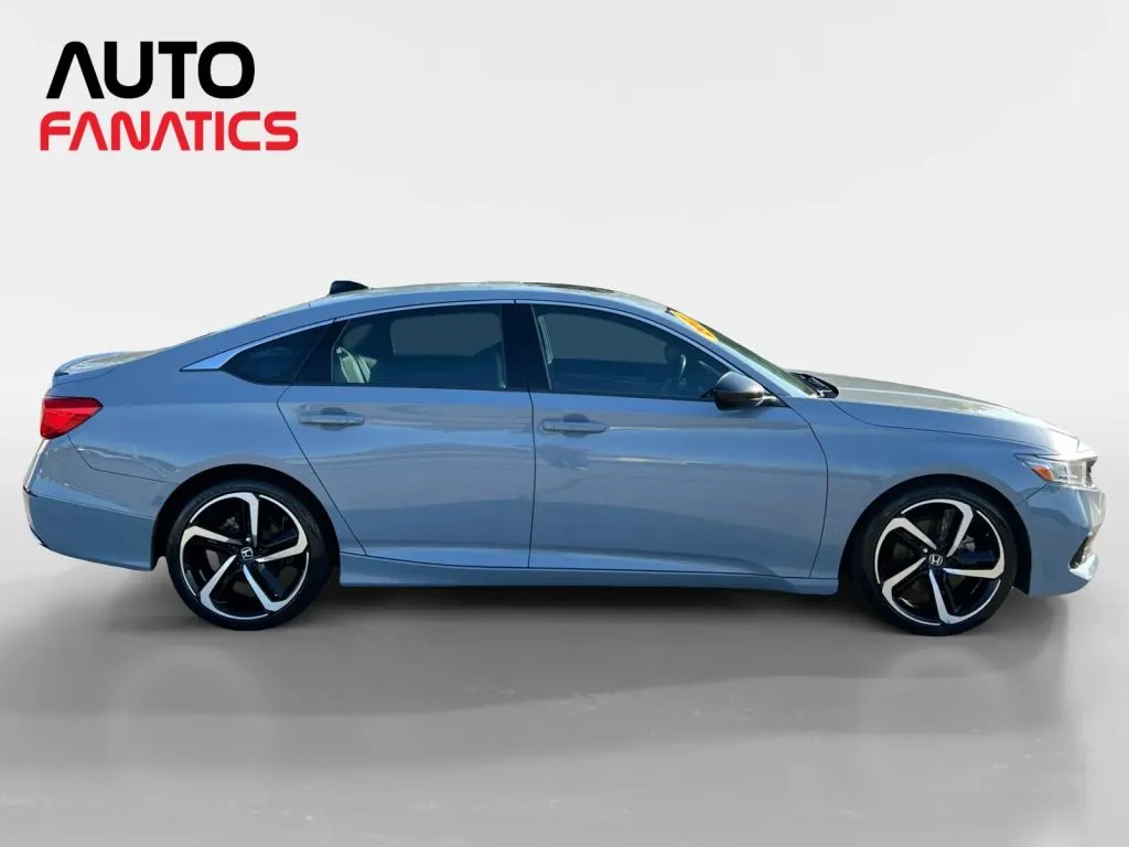 Honda Accord photo 7