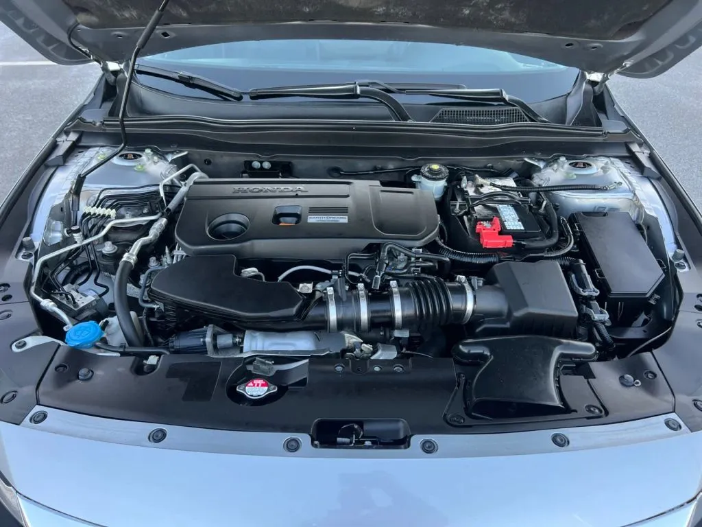 Honda Accord photo 31