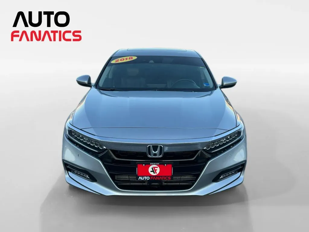 Honda Accord photo 9