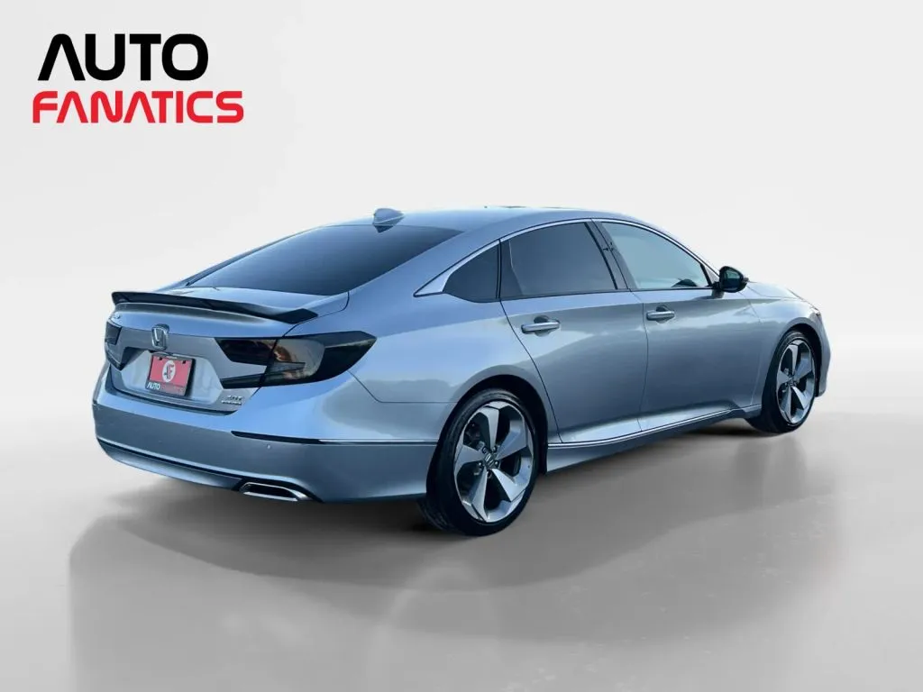Honda Accord photo 6
