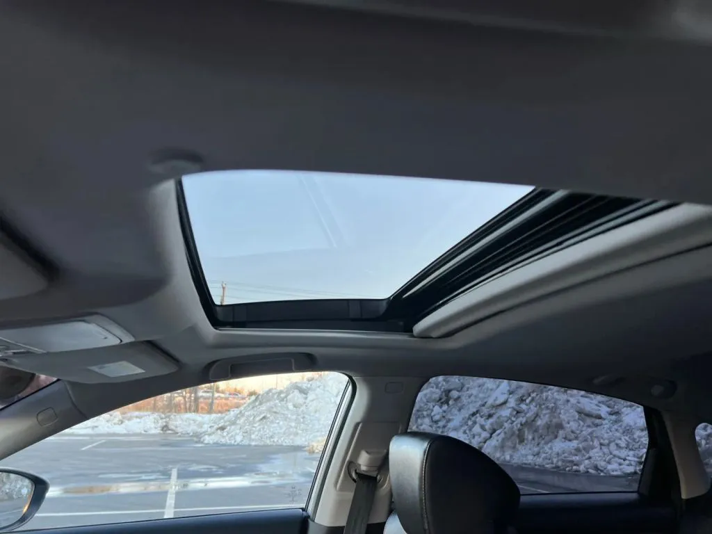 Honda Accord photo 28