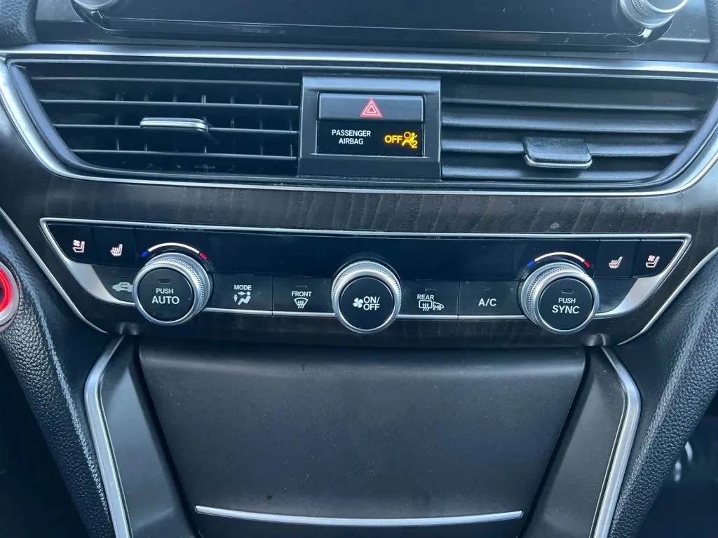 Honda Accord photo 39