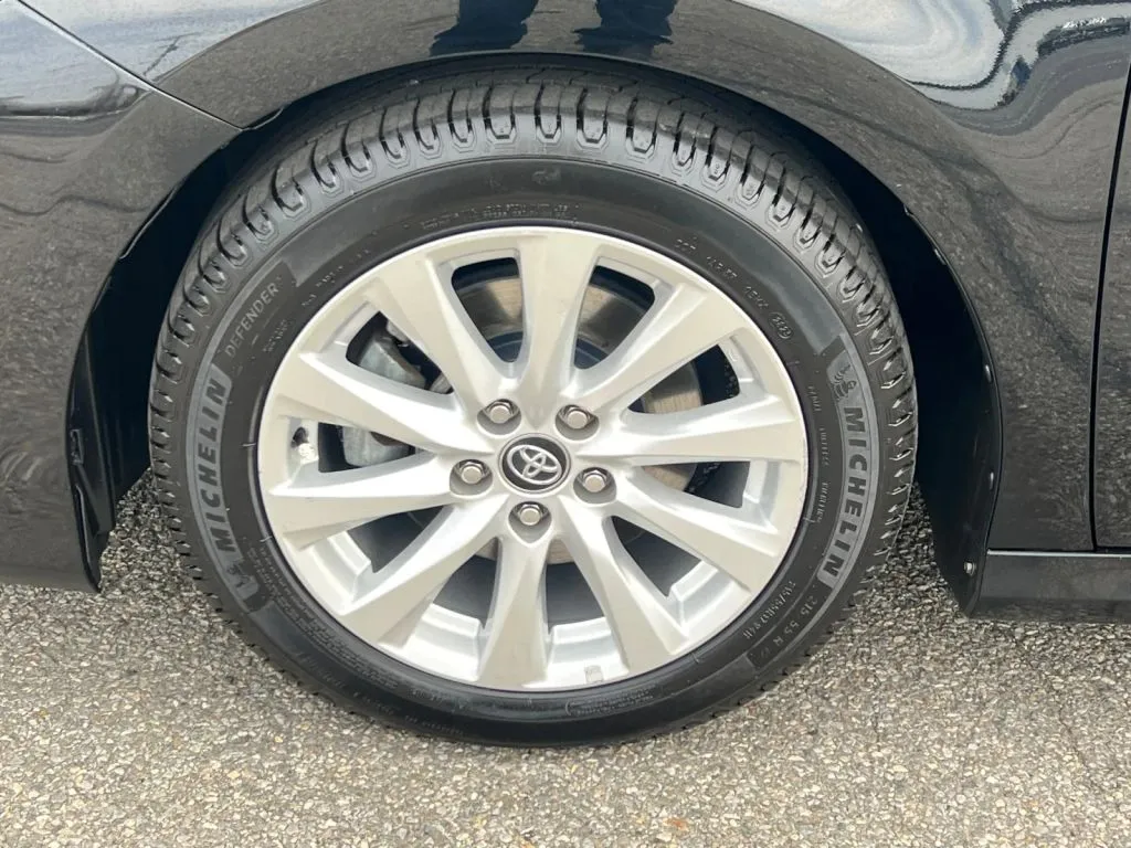 Toyota Camry photo 27