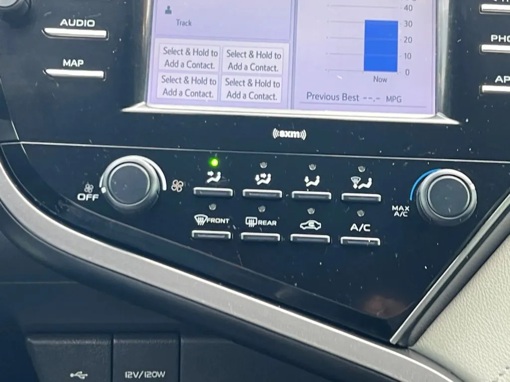 Toyota Camry photo 39
