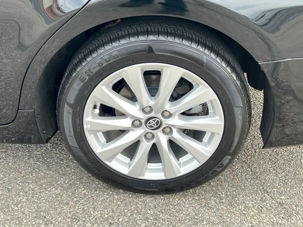 Toyota Camry photo 36