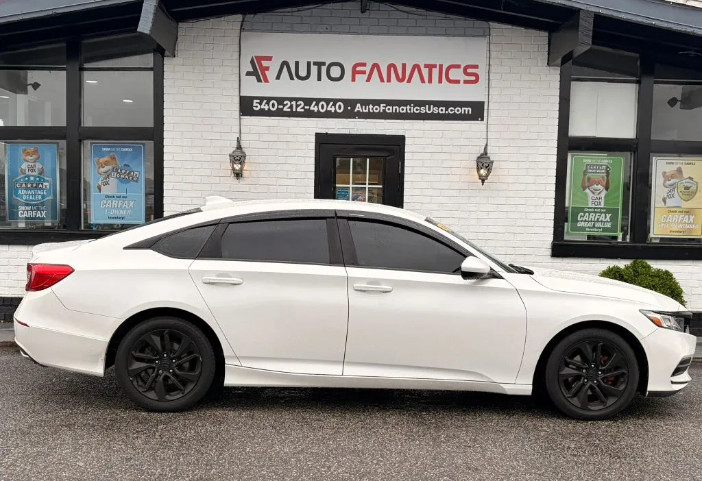 2018 Honda Accord 1.5T LX CVT's photo
