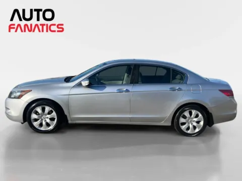 Photos of 2009 Honda Accord EX Sedan 4D for sale in Fredericksburg, VA at Auto Fanatics