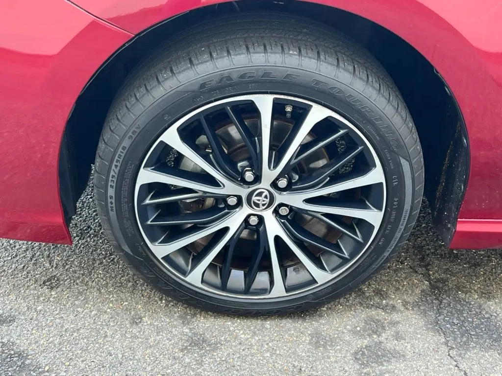 Toyota Camry photo 29
