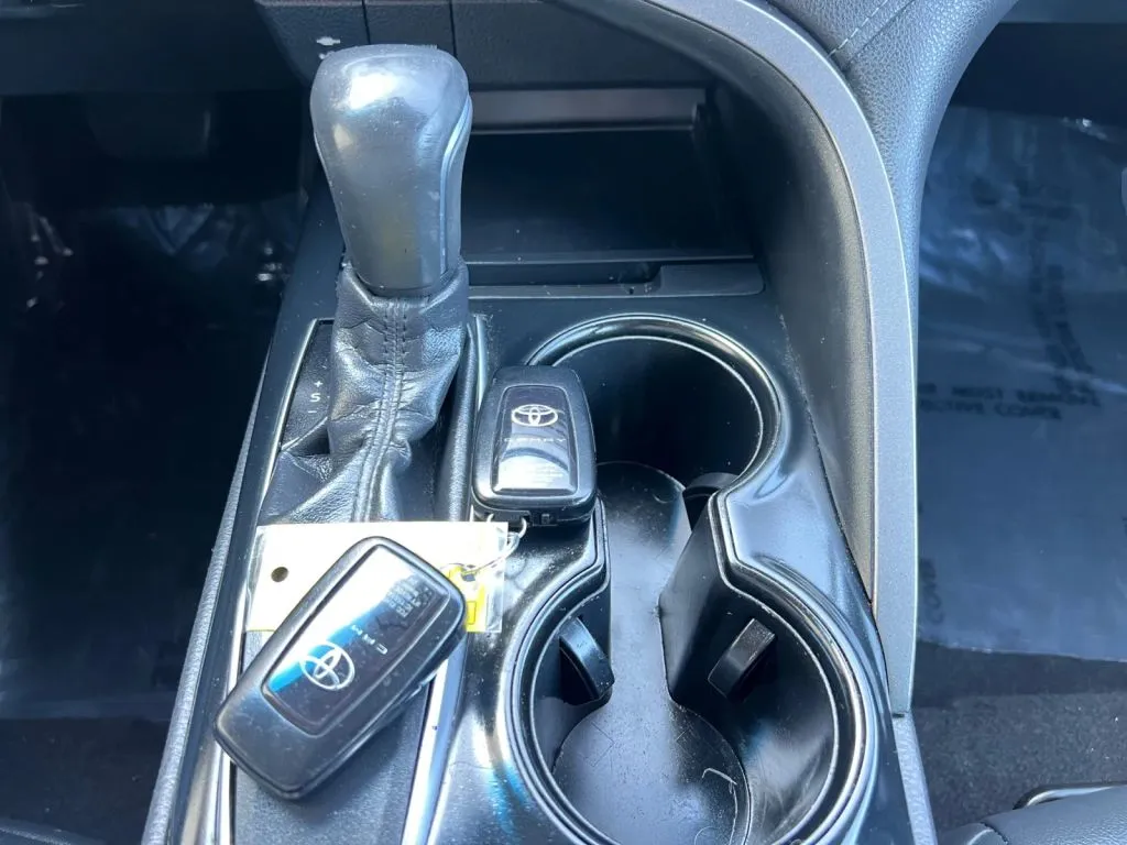 Toyota Camry photo 42