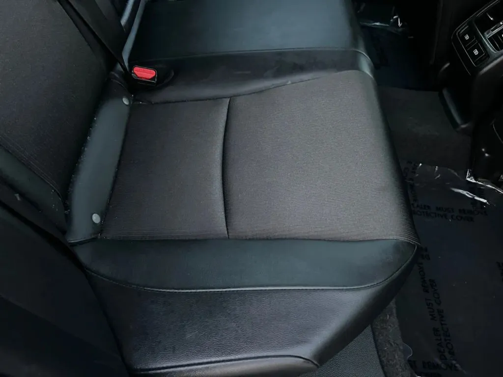 Honda Accord photo 19