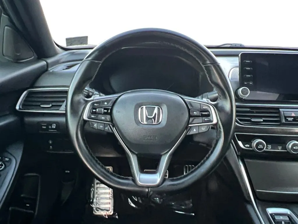 Honda Accord photo 13