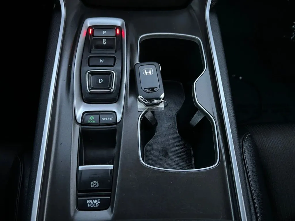 Honda Accord photo 39