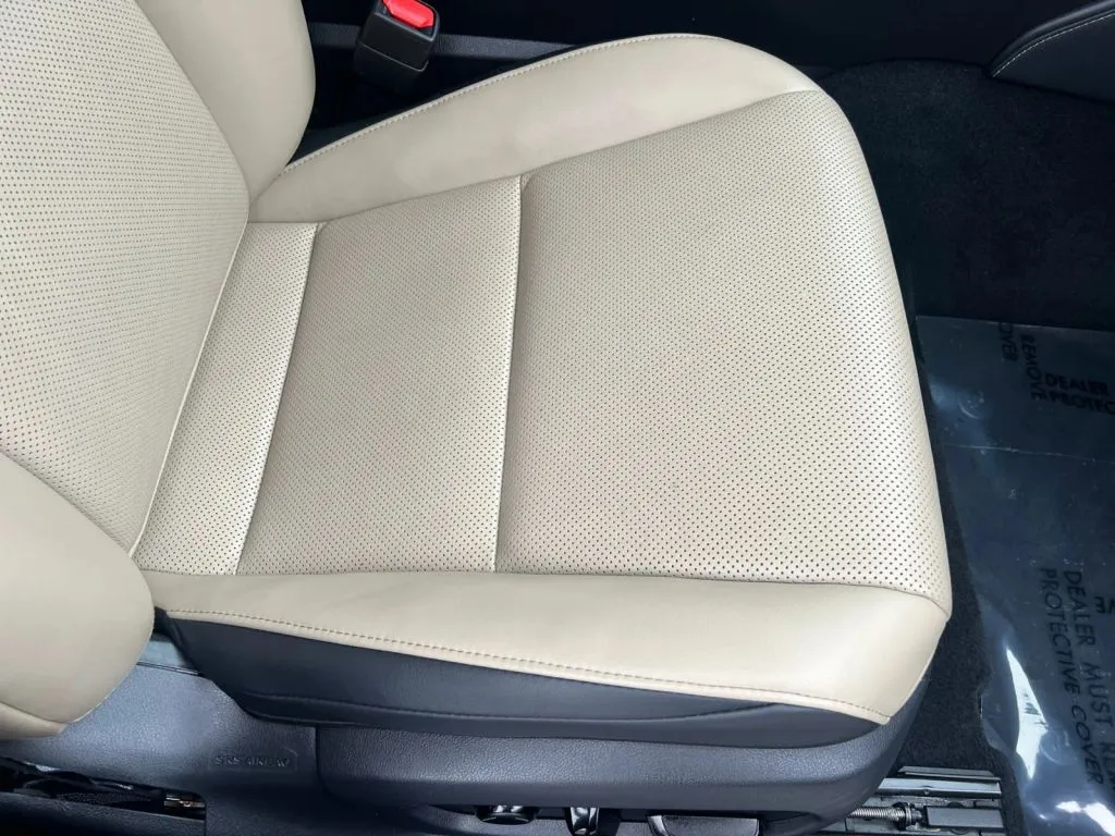 Lexus ES photo 45