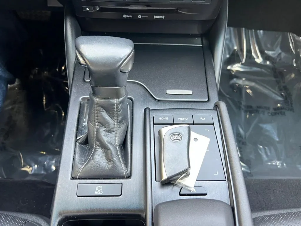 Lexus ES photo 44