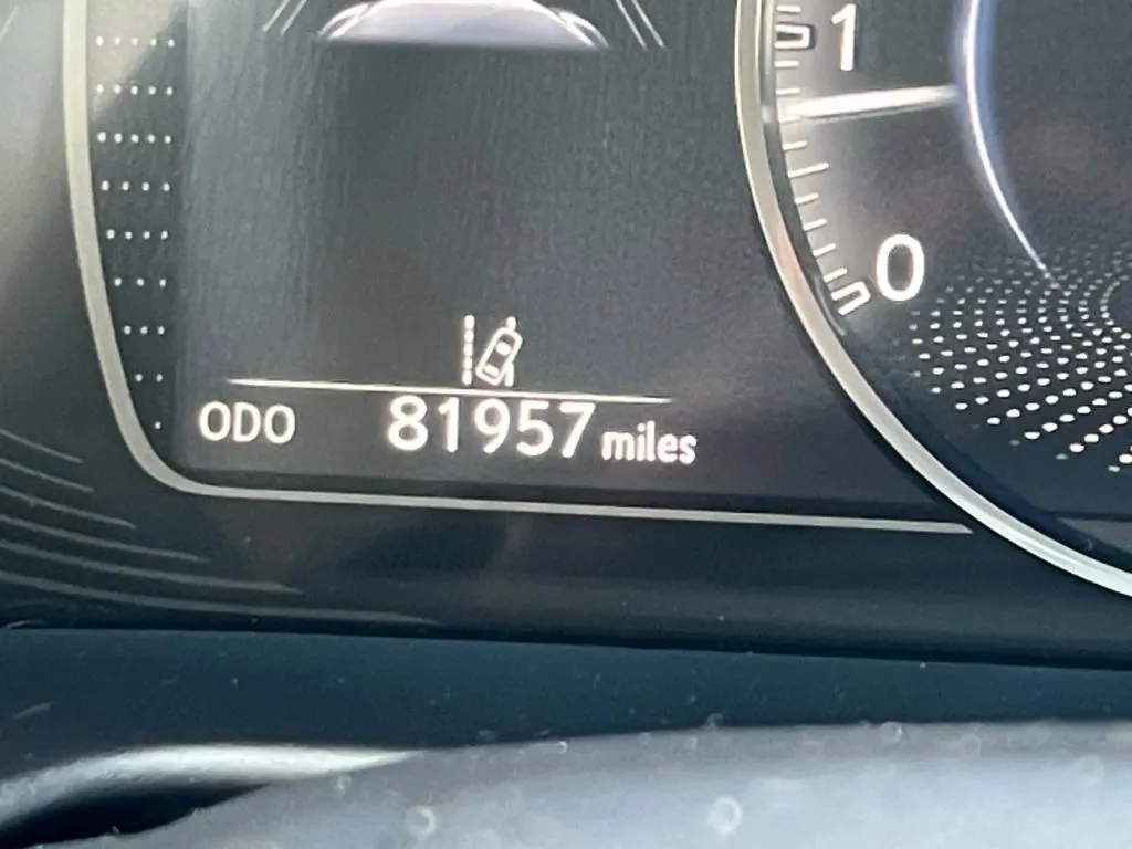 Lexus ES photo 50