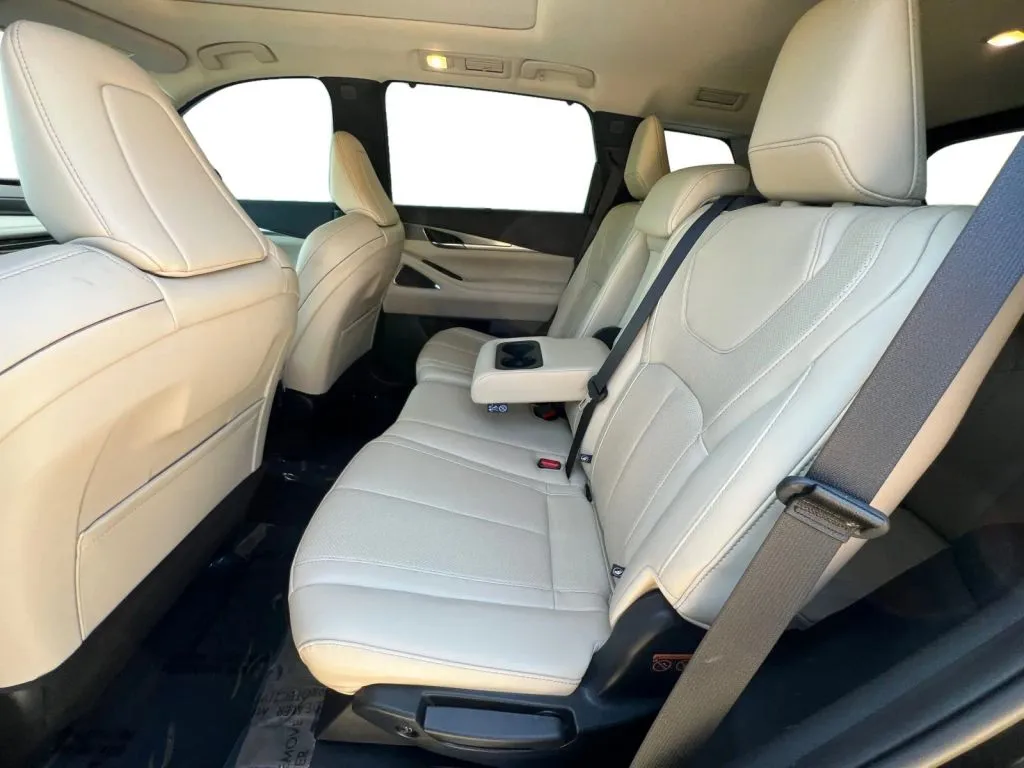 Infiniti QX60 photo 14