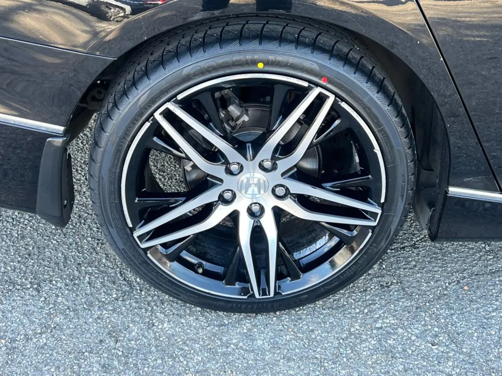 Honda Accord photo 32