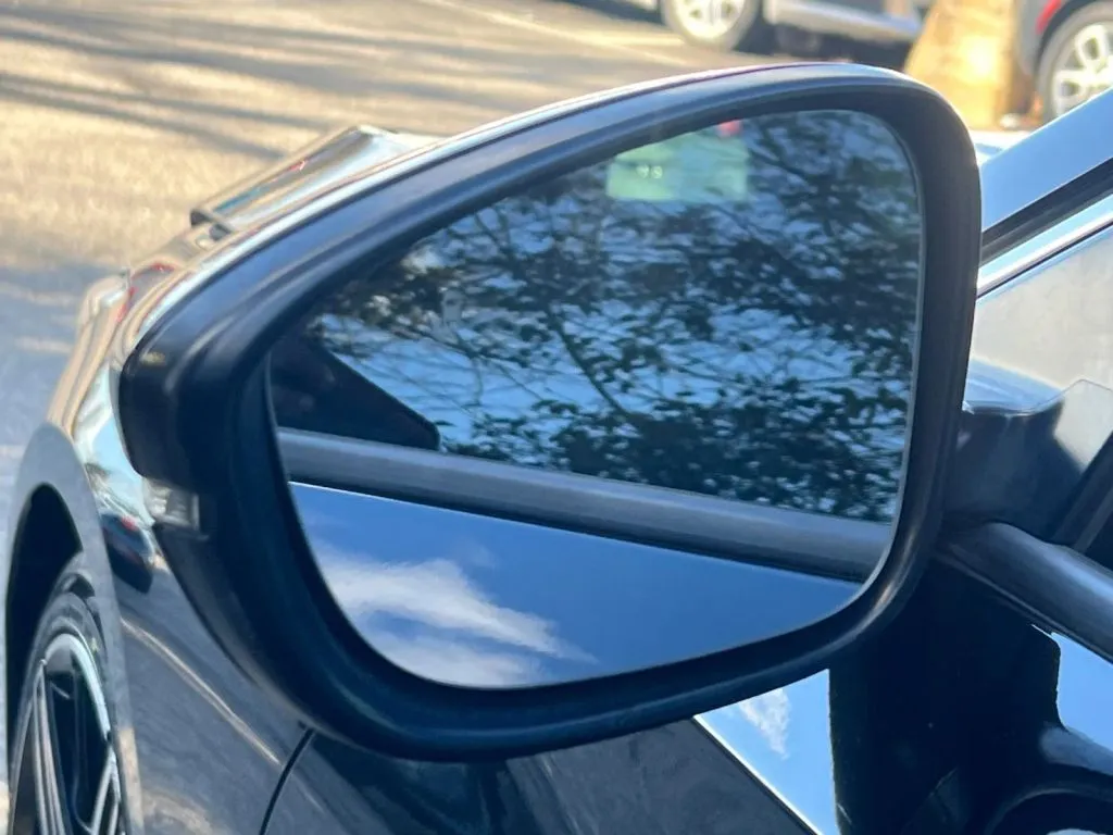 Honda Accord photo 26