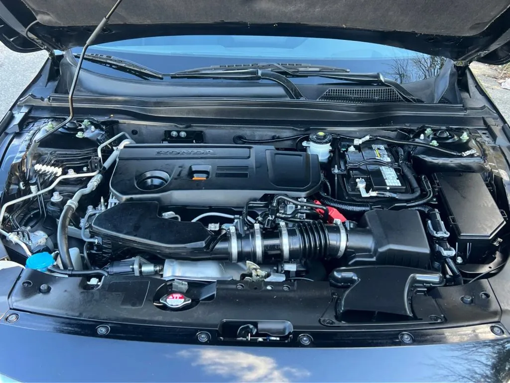 Honda Accord photo 28