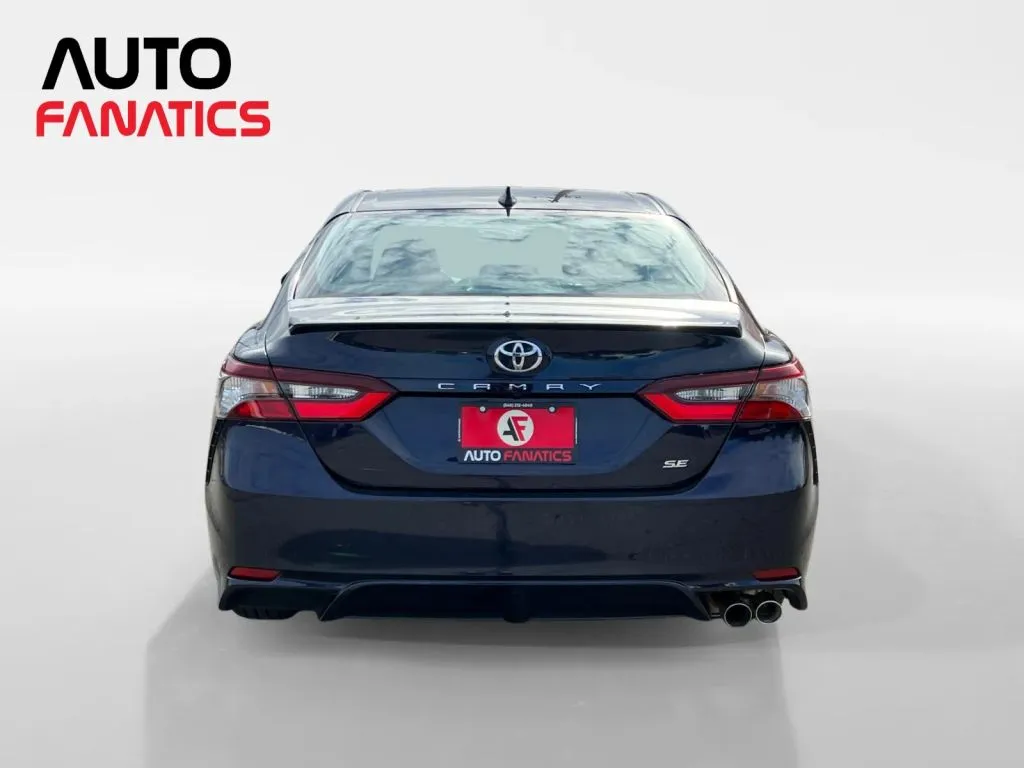 Toyota Camry photo 4