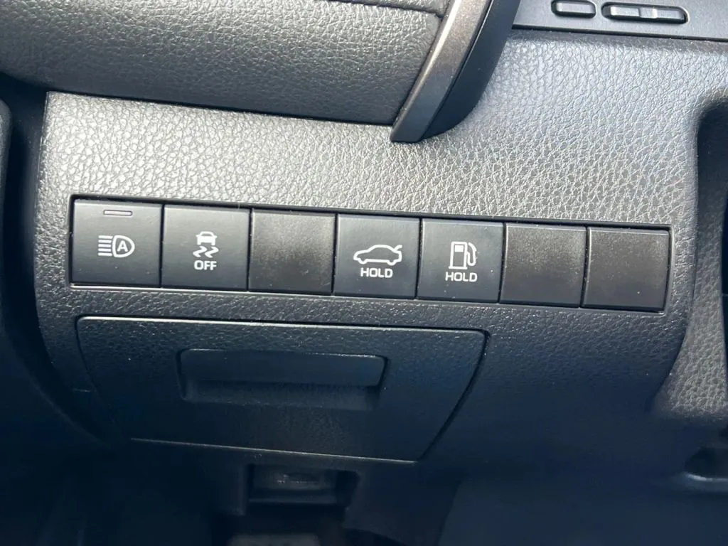 Toyota Camry photo 42