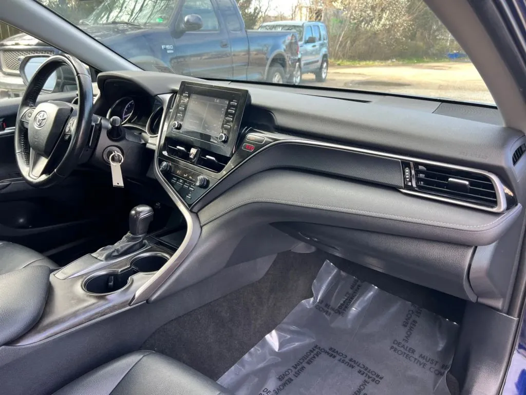 Toyota Camry photo 17