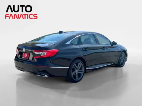More photos of 2018 Honda Accord EX-L Sedan 4D at Auto Fanatics, VA