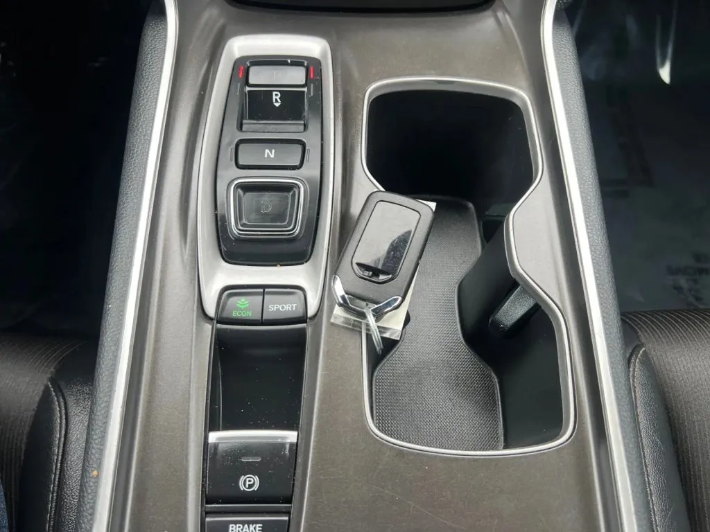 Honda Accord photo 40