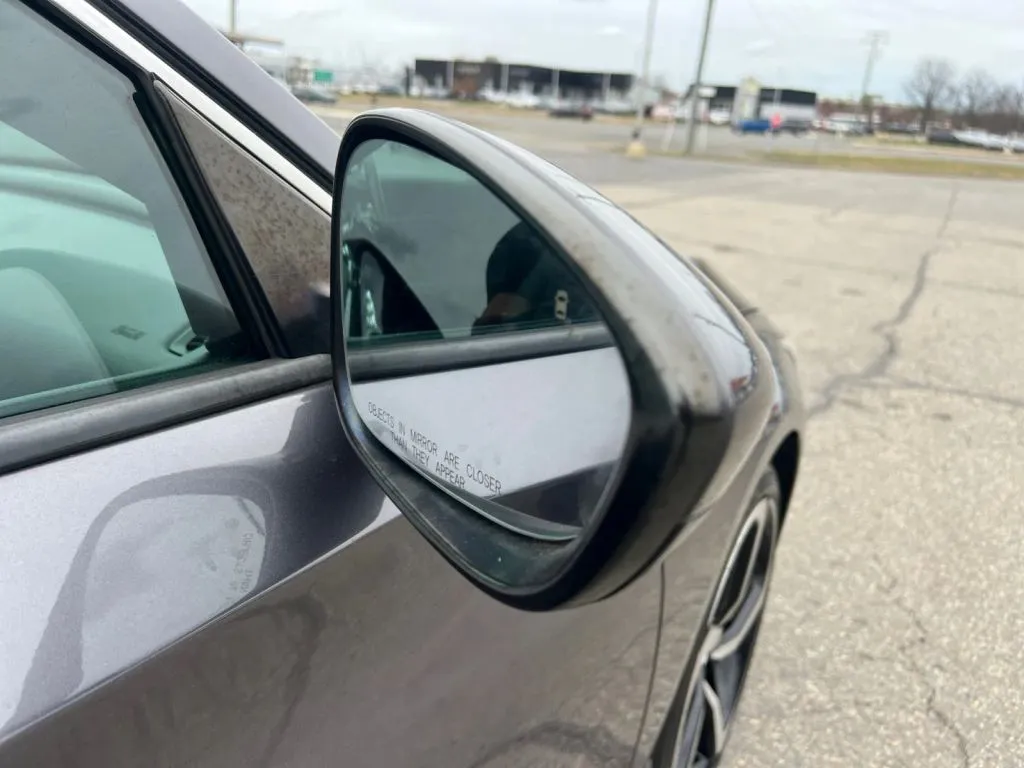 Honda Accord photo 32