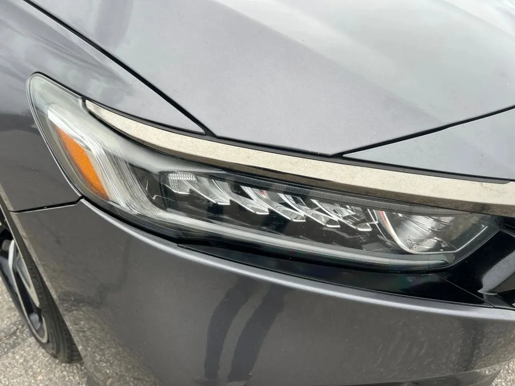 Honda Accord photo 30