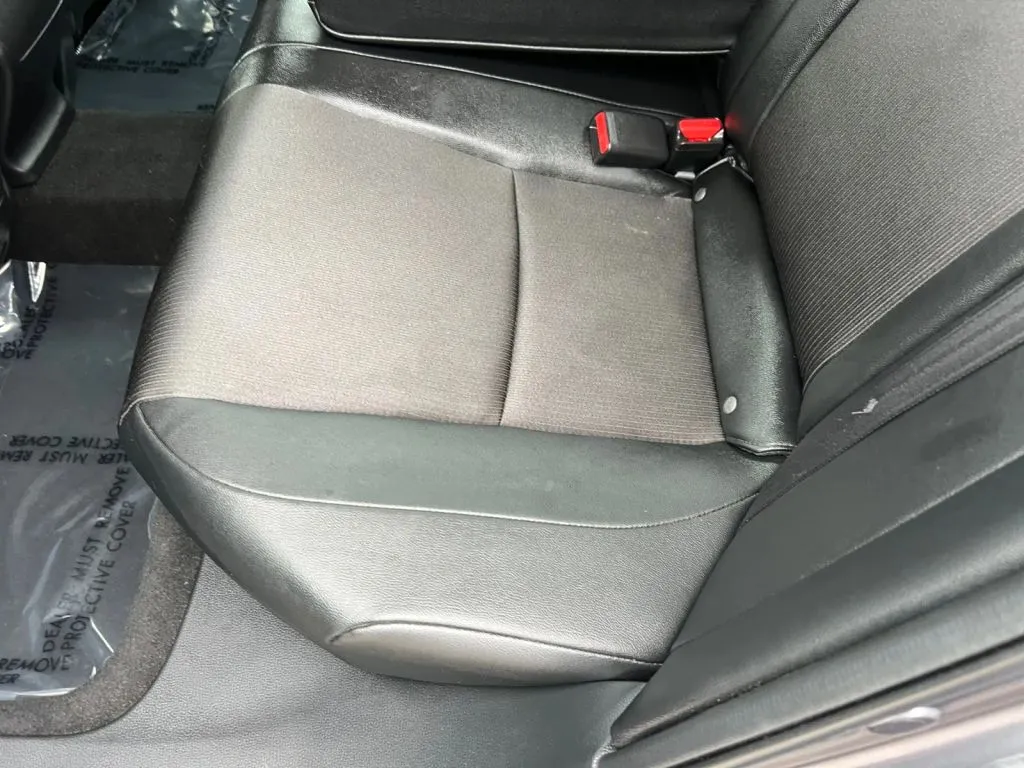 Honda Accord photo 21